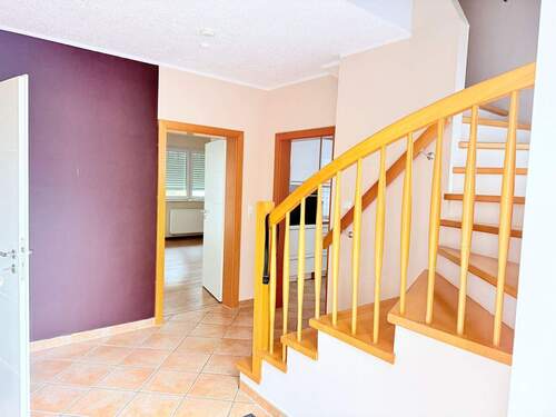 Flur - 4 Zimmer Einfamilienhaus in Eystrup