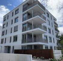 Attraktive 3 Zimmer-Wohnung mit EBK, großem Balkon und TG in Wiesbaden-Biebrich