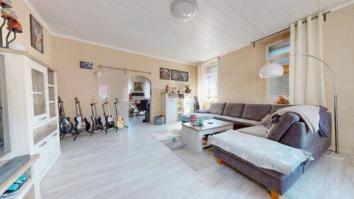 Bild 4 - Mehrfamilienhaus, Wohnhaus mit 320,00 m&sup2; in Lemberg zum Kaufen