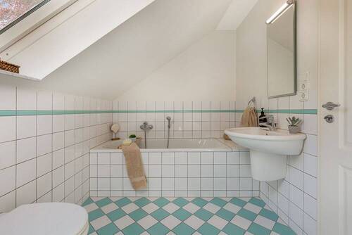Vollbad 1. Obergeschoss - 