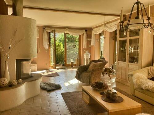 Wohnzimmer - 5 Zimmer Einfamilienhaus in Blankenheim