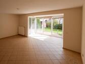 Wohnzimmer mit Blick in den Wintergarten - Doppelhaushälfte mit 102,00 m² in Tornesch zur Miete