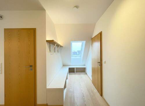 Flur - 3 Zimmer Etagenwohnung in Nördlingen / Baldingen