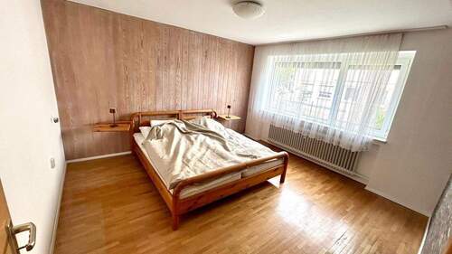 Schlafzimmer EG - 