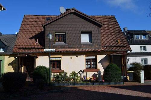 3.JPG - 5 Zimmer Einfamilienhaus in Lüdenscheid