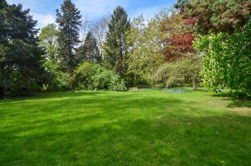 Parkgarten - Mehrfamilienhaus, Wohnhaus mit 2,20 m&sup2; in Köln zum Kaufen