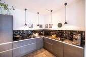 Ansicht Küche - EIN HAUS DER EXTRAKLASSE - 750.000,00 EUR Kaufpreis, ca.  323,60 m² Wohnfläche