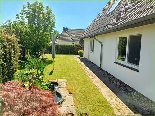 Platz in der Morgensonne - 