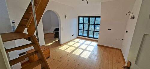 20250912_152803 - kleine, teilmöblierte Maisonette-Wohnung mit im Herzen von Bad Salzuflen