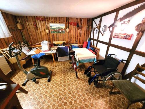 großer Hobbyraum im Kellergeschoss - 