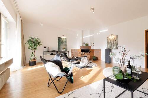 Gartenebene: helles Wohnzimmer - 