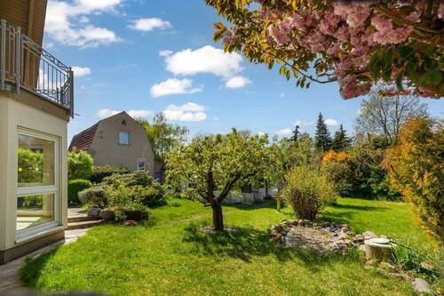 Garten - 4 Zimmer Einfamilienhaus zum Kaufen in Berlin