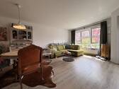 Großer Wohn-/Essbereich - 3 Zimmer Etagenwohnung in Quickborn