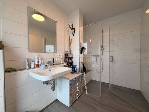 Duschbad mit Fenster - 