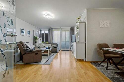 Wohn- und Essbereich - 