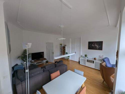 Wohnzimmer - 4 Zimmer Etagenwohnung in Berlin