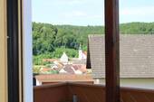Blick auf Kirche (Blick aus EG-Wohnung) - 