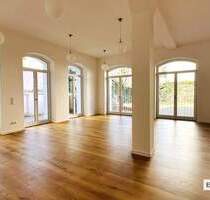 Wohnen am Rennweg! Coole, loftige 2-Zi. Wohnung mit Terrasse! - Nürnberg