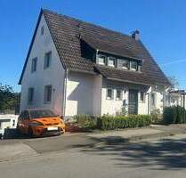 Zwei Doppelhaushälften: Ein Zweifamilienhaus + Einfamilienhaus am Buckesfeld... kein Einzelverkauf... - Lüdenscheid