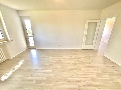 Wohnzimmer - Etagenwohnung mit 64,00 m&sup2; in Mülheim an der Ruhr zur Miete
