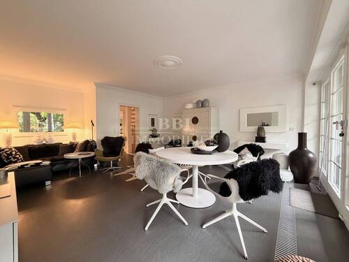 Stilvolles Wohnzimmer - Reihenmittelhaus mit 144,70 m&sup2; in Quickborn zum Kaufen