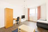 Zimmer 2 - 3 Zimmer Etagenwohnung in Berlin Friedrichsfelde (Lichtenberg)