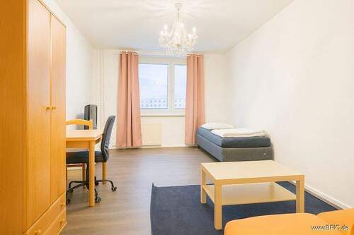 Zimmer 2 - Etagenwohnung mit 78,00 m² in Berlin Friedrichsfelde (Lichtenberg) zur Miete