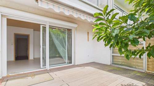 Terrasse mit Markise - 