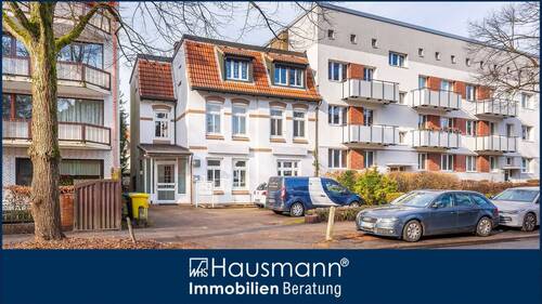 Hausansicht - Attraktives Mehrfamilienhaus mit 3 Wohneinheiten in Hamburg-Tonndorf!