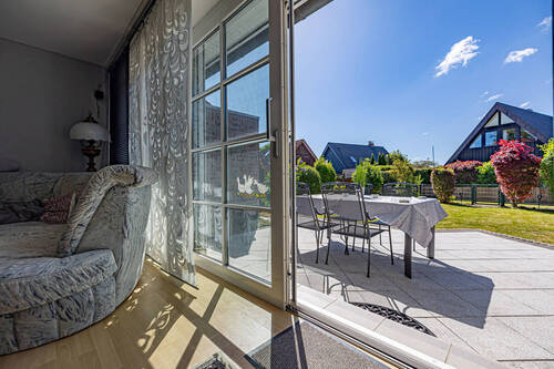 Mit Ausgang auf die Terrasse - 