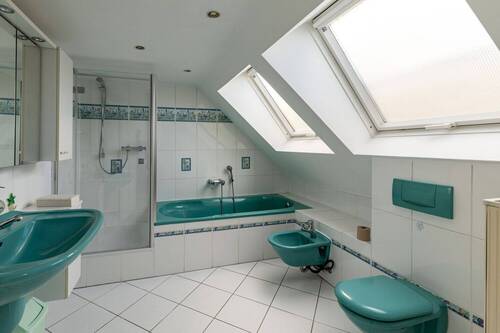 Elternbad am Schlafzimmer - 