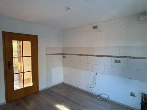 Küche mit Fliesenspiegel - 