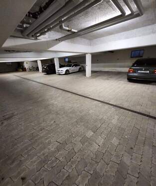 Tiefgarage - 