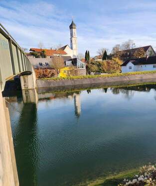 Isarkanal mit Unterföringmitte - 2 Zimmer Terrassenwohnung in Unterföhring