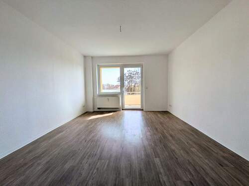 Wohnzimmer.jpg - 4 Zimmer Etagenwohnung in Gera