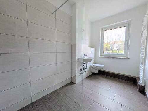 Badezimmer Dusche.jpg - 