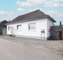 Einfamilienhaus mit Terrasse und Garage in Rheda - Rheda-Wiedenbrück