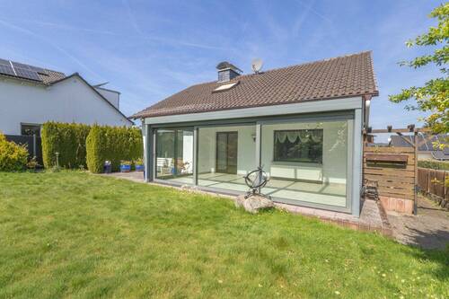 Haus & Gartenansicht - 
