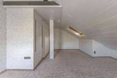Wohn-Schlafzimmer - 