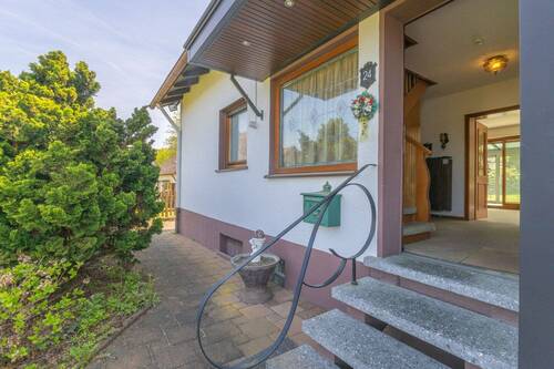 Haus & Gartenansicht - 