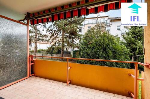 Großer überdachter Balkon - 