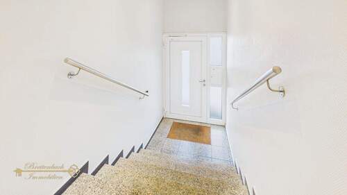 Haupteingang - 3 Zimmer Etagenwohnung zum Kaufen in Achim