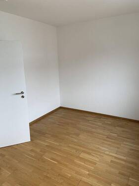 Zimmer / Schlafzimmer I - 