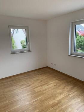 Zimmer / Schlafzimmer II - 