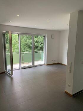 Wohnzimmer - 3 Zimmer Etagenwohnung zur Miete in Freising