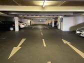 Tiefgarage mit 3 Stellplätzen - 