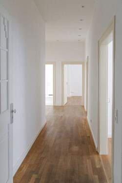 Flur - Etagenwohnung mit 86,00 m&sup2; in Karlsruhe zum Kaufen