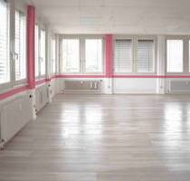 Büro o. Praxis 83 m² 2. OG Aufzug ideal für Beratung Behandlung mit Umkleiden Erbpacht - keine Wfl. - Eppelheim