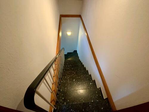 Treppe zum UG - 
