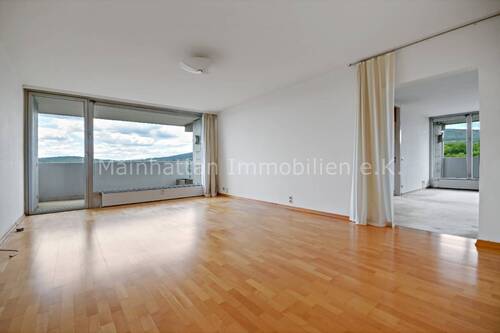 Wohnen - 4 Zimmer Etagenwohnung zum Kaufen in Kronberg